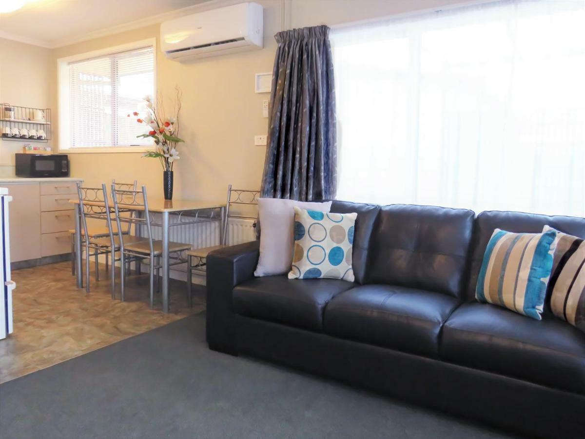 Almond Court Motel Alexandra Ngoại thất bức ảnh